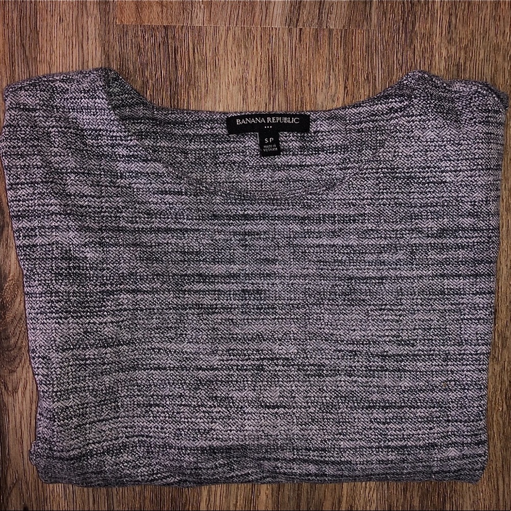 Banana  Republic Short Sleeve Top